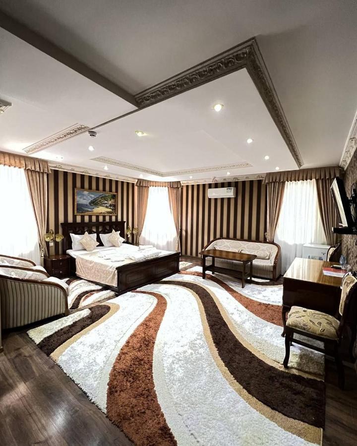 Hotel Papillon Tashkent Ngoại thất bức ảnh