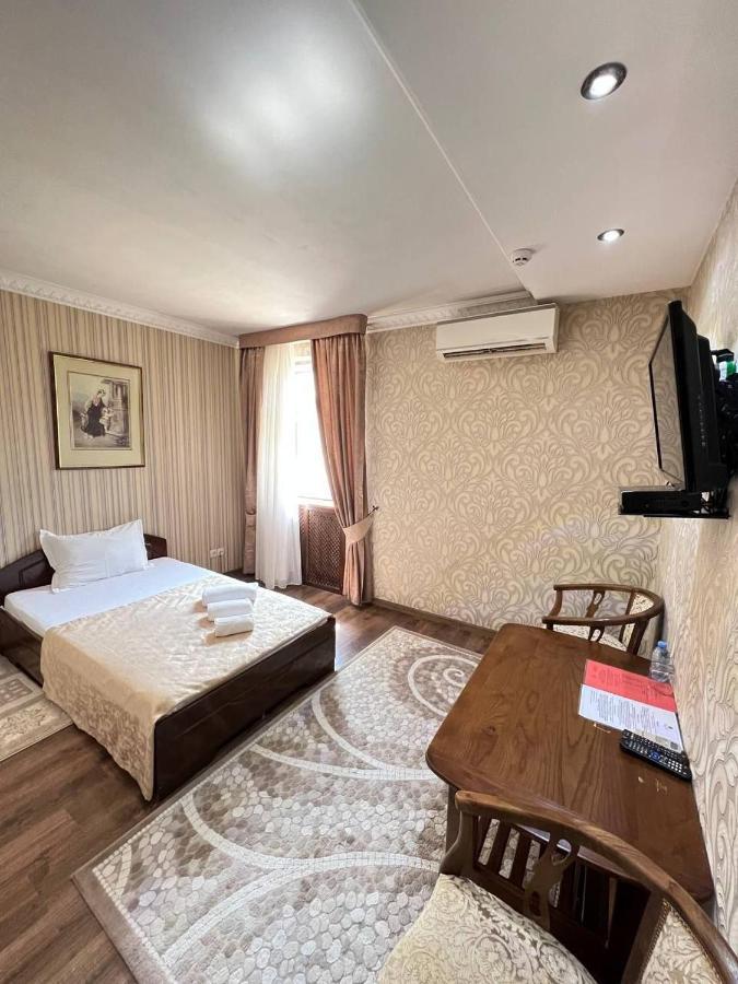 Hotel Papillon Tashkent Ngoại thất bức ảnh