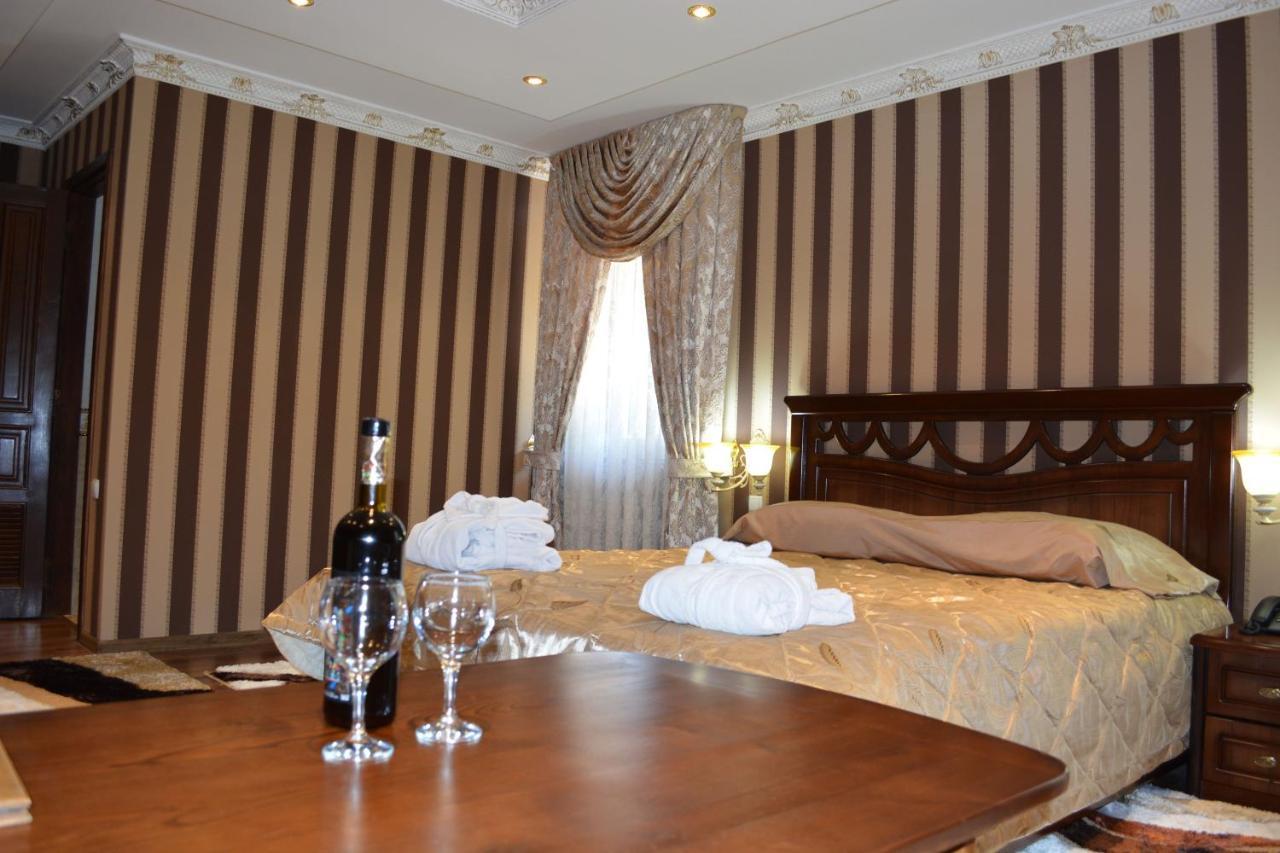 Hotel Papillon Tashkent Ngoại thất bức ảnh