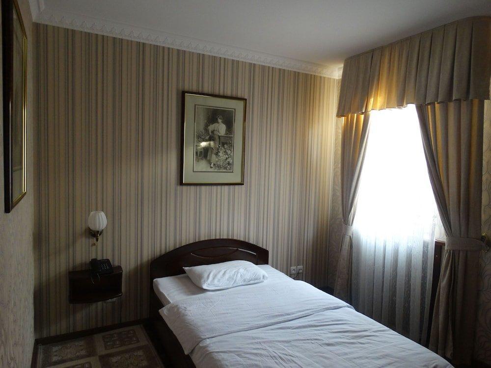 Hotel Papillon Tashkent Ngoại thất bức ảnh