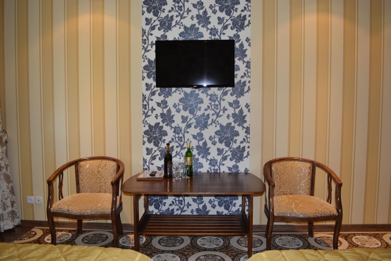 Hotel Papillon Tashkent Ngoại thất bức ảnh