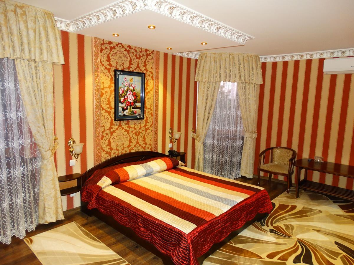 Hotel Papillon Tashkent Ngoại thất bức ảnh