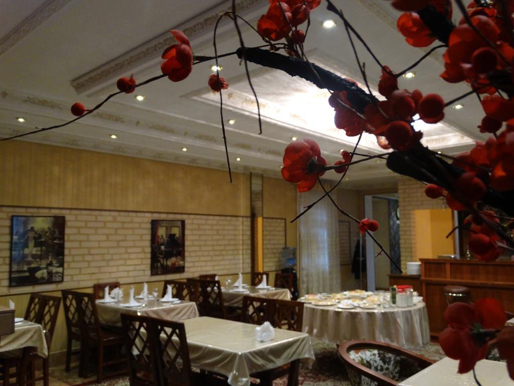 Hotel Papillon Tashkent Ngoại thất bức ảnh